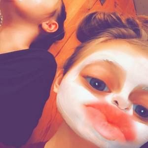 Meet your Posher, Brookee